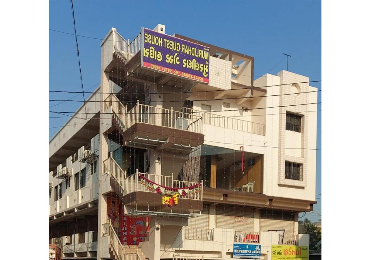 Shree Murlidhar Guest House Surat Exteriör bild